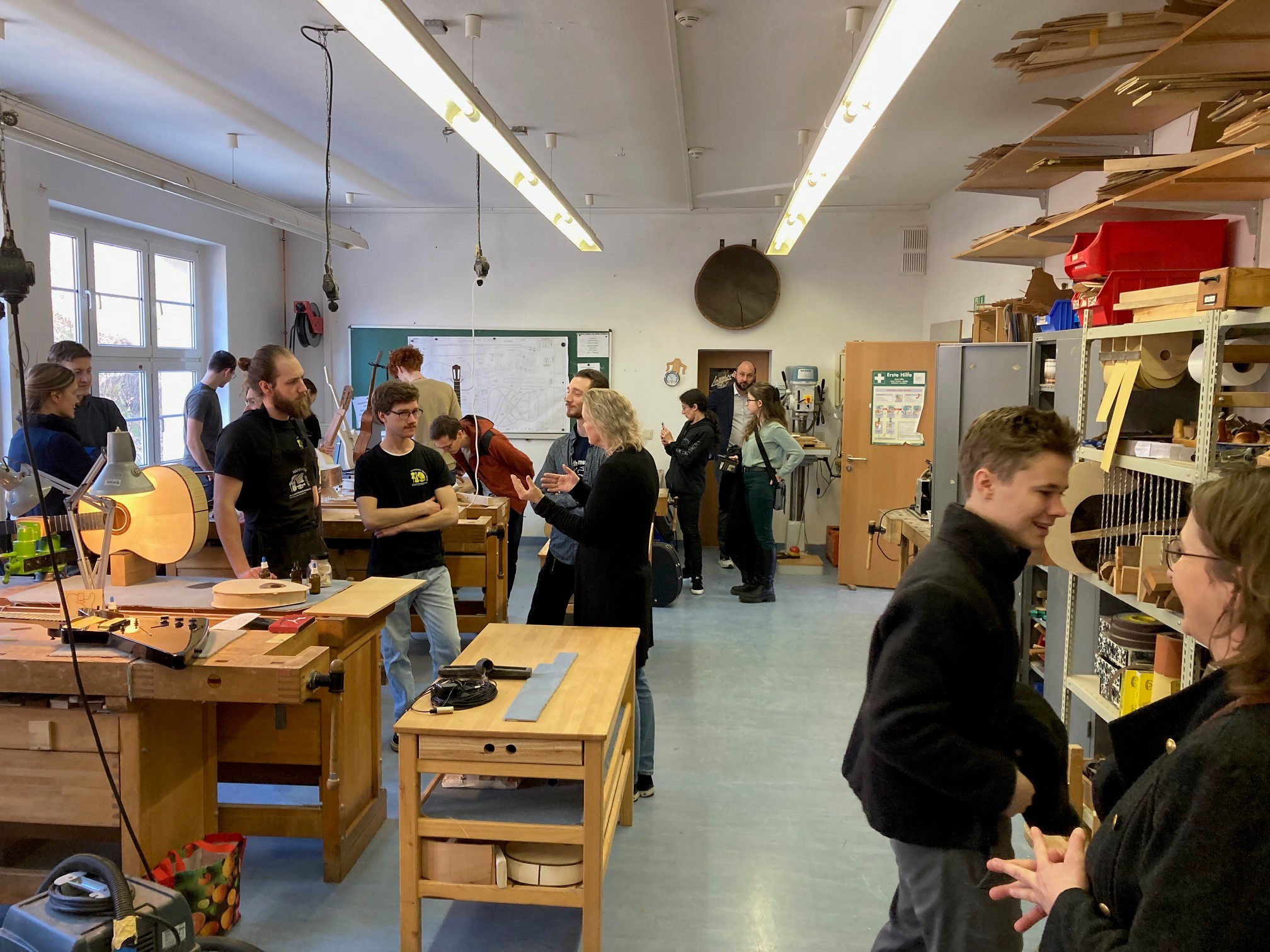 Mehr über den Artikel erfahren Informationstag Ausbildung im Musikinstrumentenbau 2023